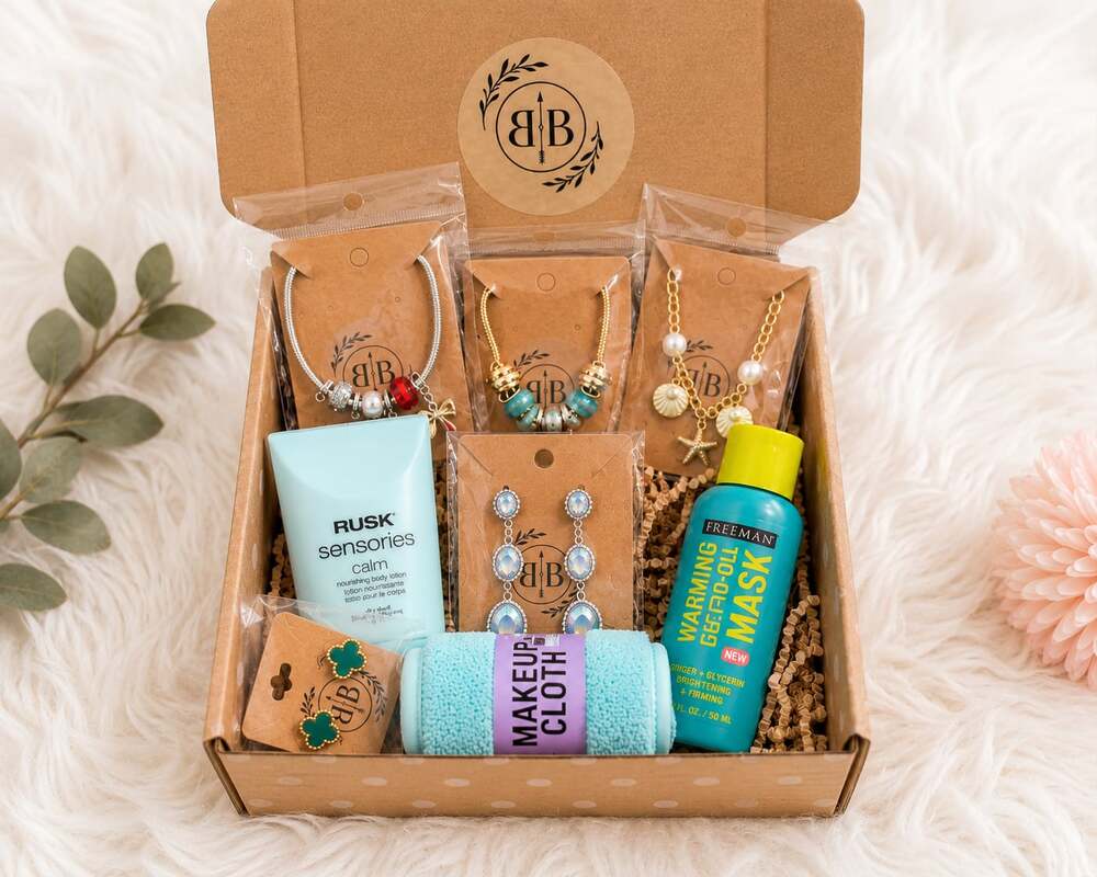 Beige Babe TEAL Self-Care Pampering Gift Box with Jewelry and Skincare